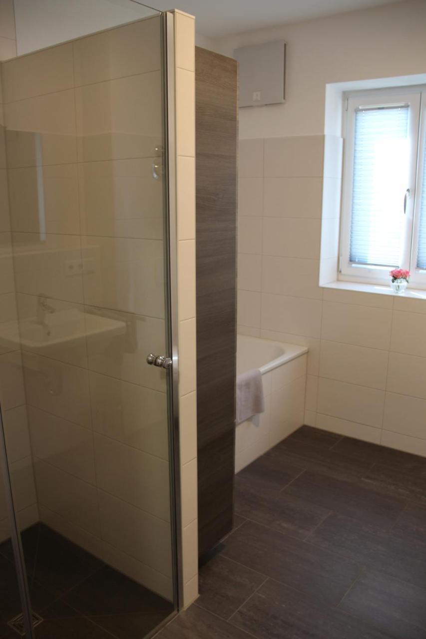 Chiemsee-Edelweiss Ferienwohnung พรีนอัมคิมซี ภายนอก รูปภาพ