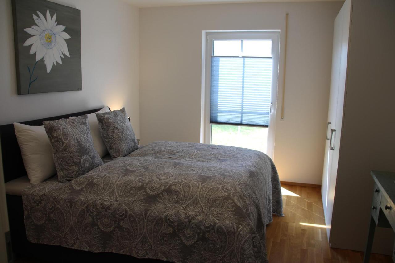 Chiemsee-Edelweiss Ferienwohnung พรีนอัมคิมซี ภายนอก รูปภาพ